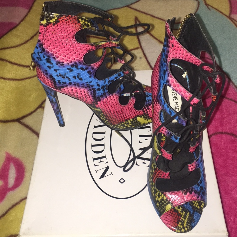 Steve Madden Cammora Multi Snake